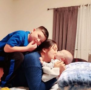 Meet your Posher, Alma